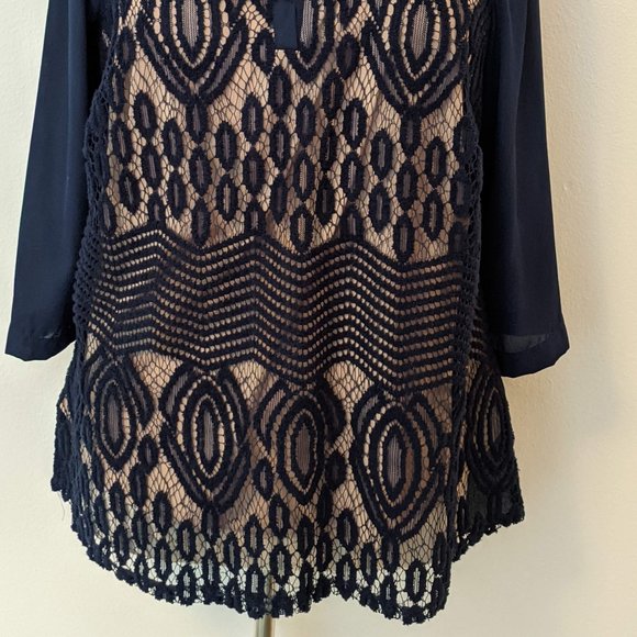 Work! Crochet Work Split Neck Blouse - Picture 2 of 5